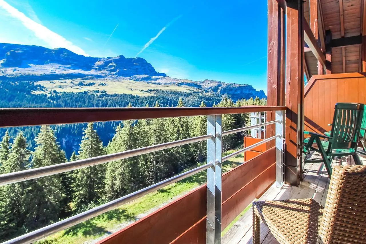 Exceptional 3 Bed Penthouse With Fireplace And Stunning Views Flaine 0*,  Francja