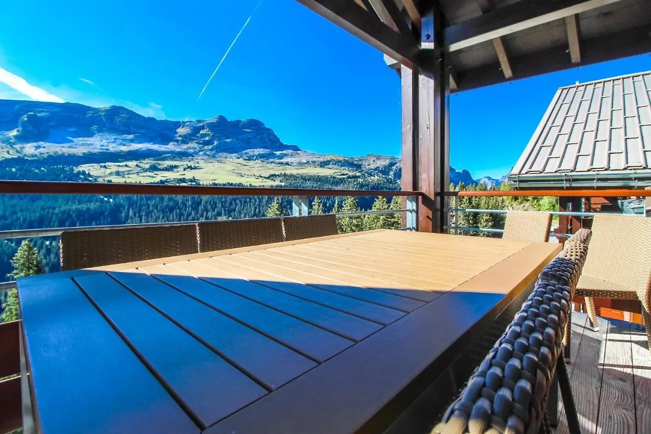 Exceptional 3 Bed Penthouse With Fireplace And Stunning Views Flaine