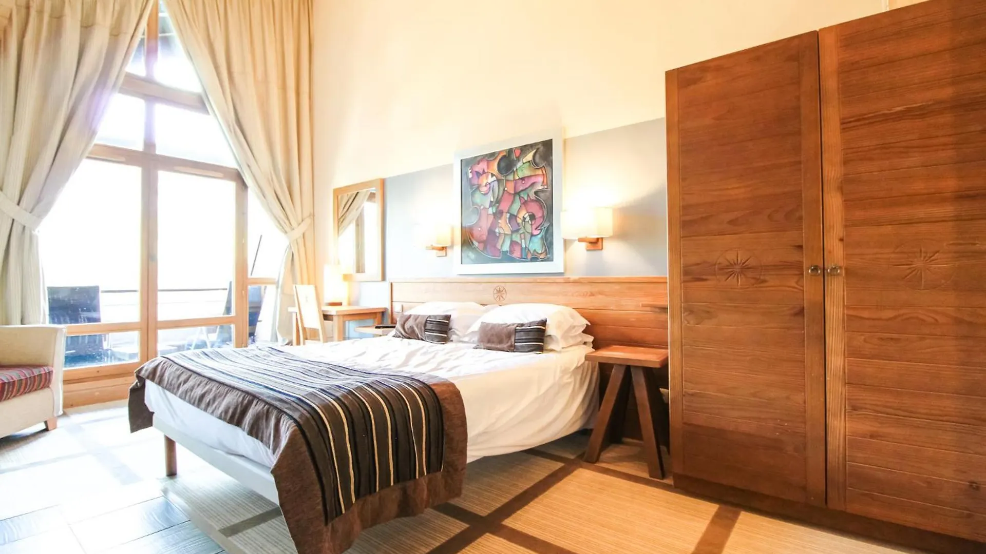 Exceptional 3 Bed Penthouse With Fireplace And Stunning Views Flaine 0*,