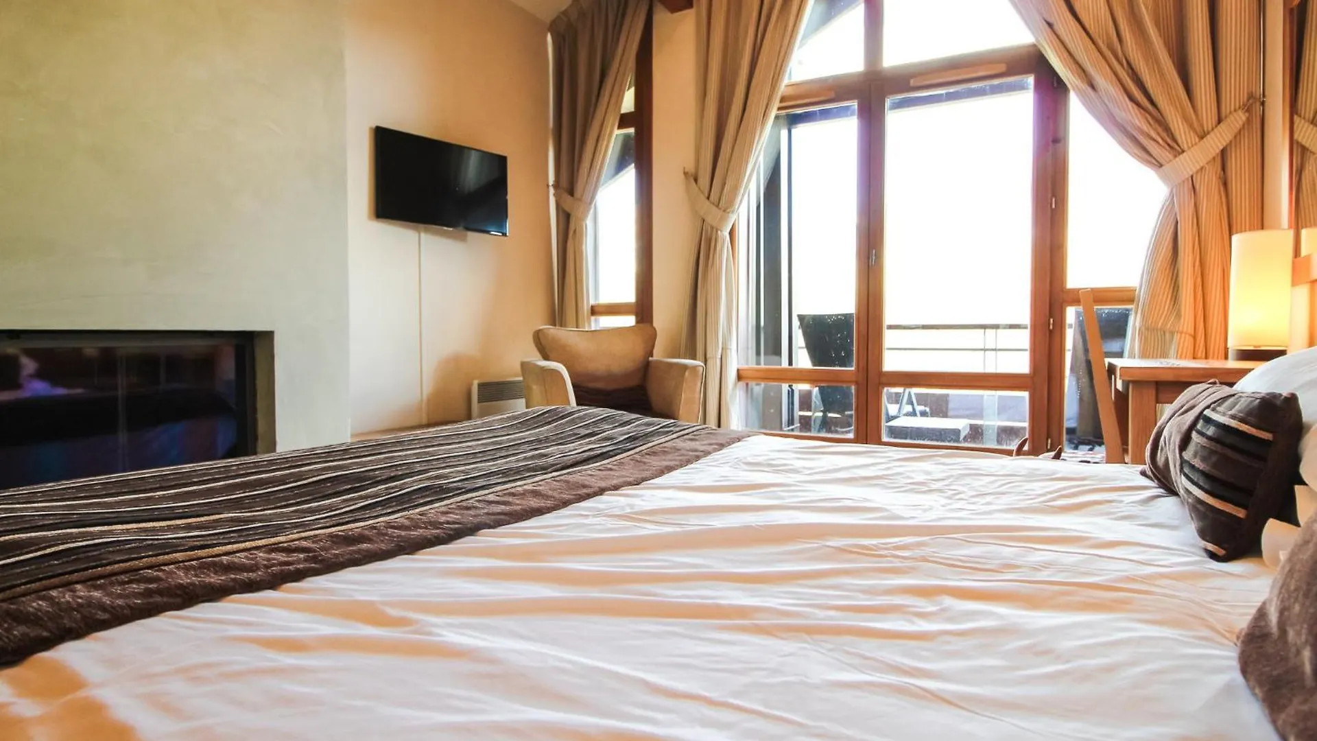 Apartament Exceptional 3 Bed Penthouse With Fireplace And Stunning Views Flaine Francja